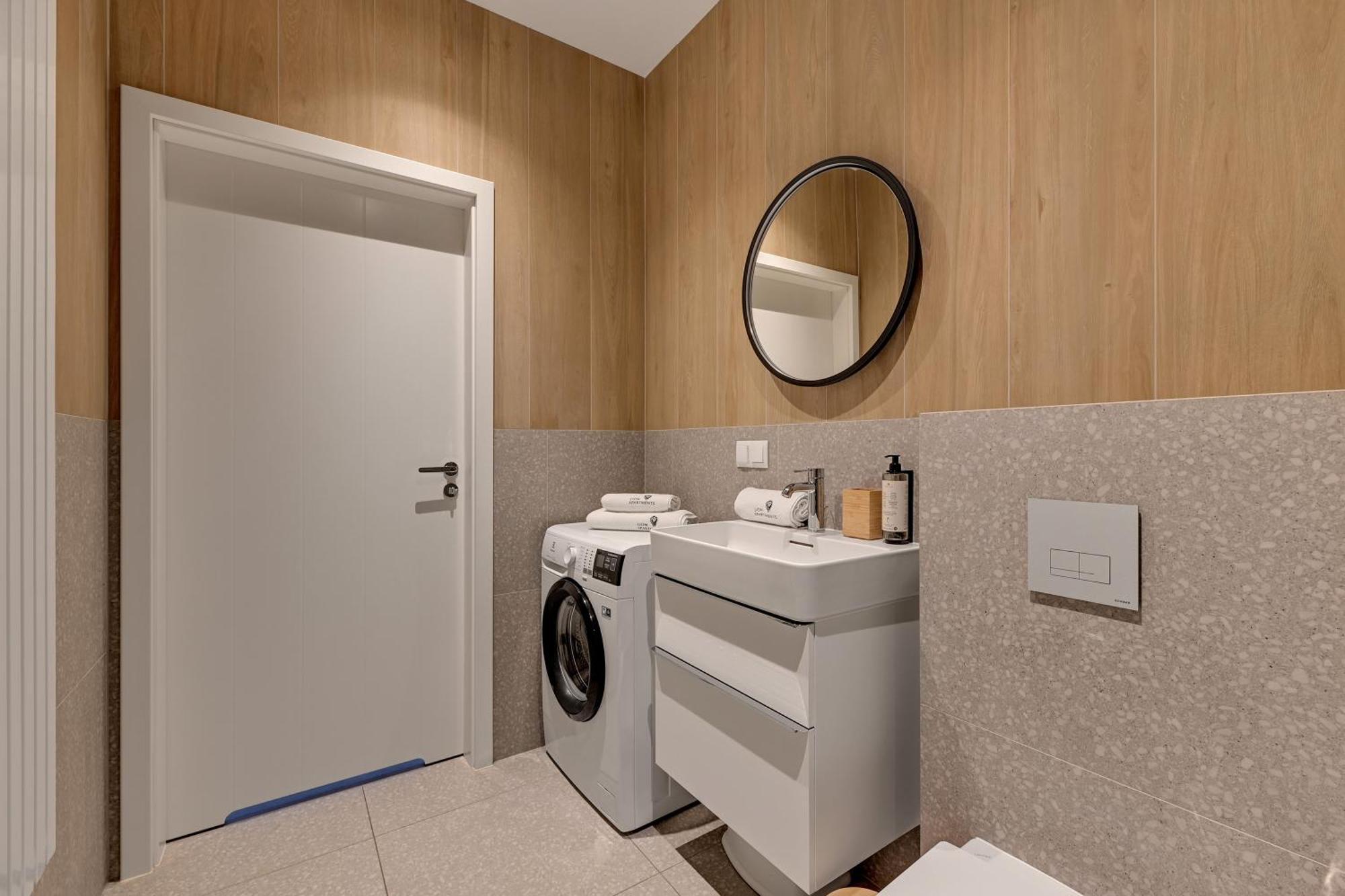 Scala City Center Apartments & Studio By Lion Apartments Gdańsk Exteriör bild