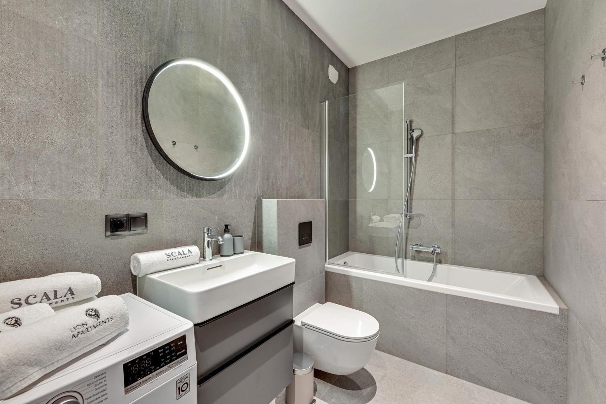 Scala City Center Apartments & Studio By Lion Apartments Gdańsk Exteriör bild