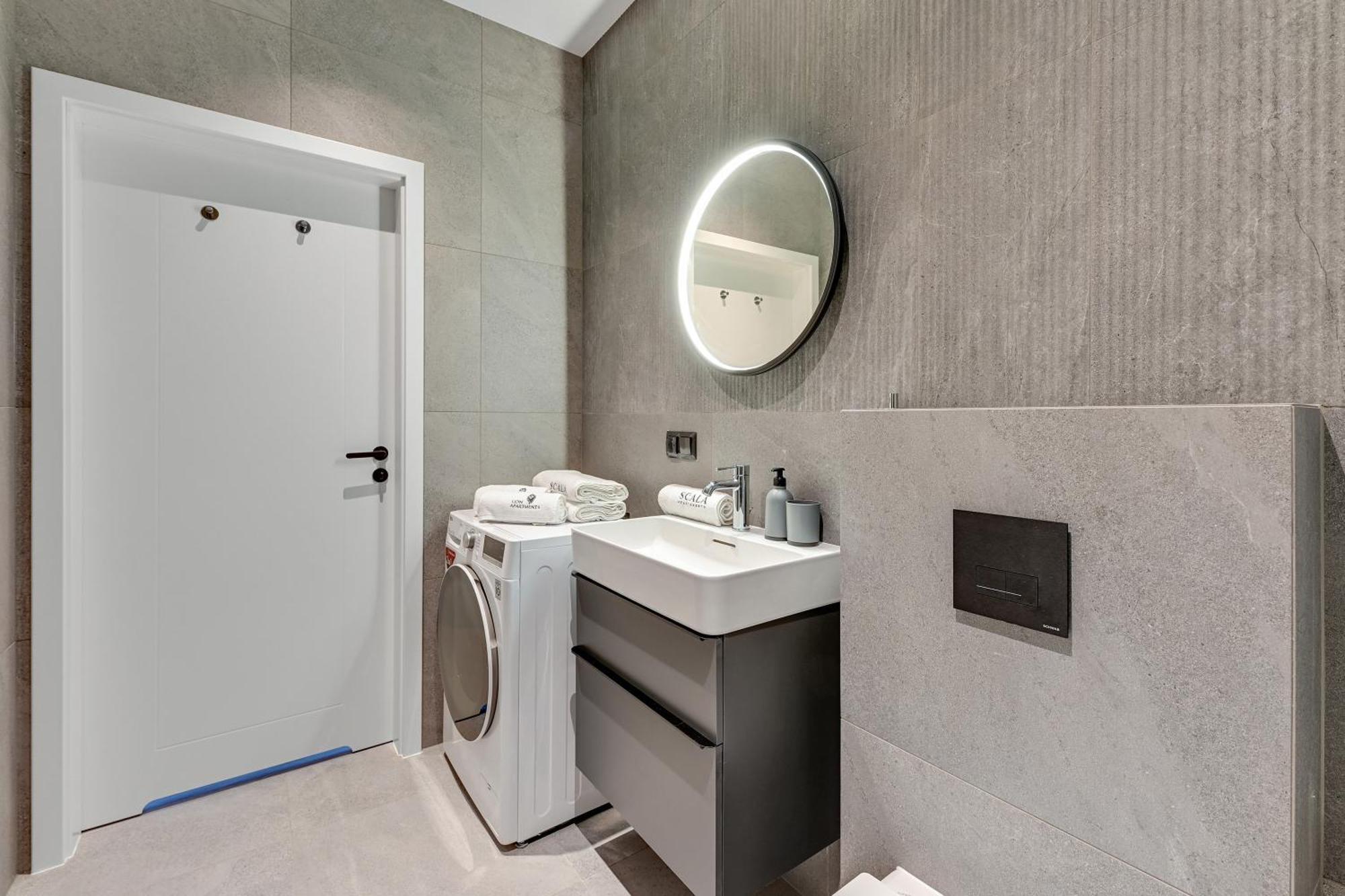 Scala City Center Apartments & Studio By Lion Apartments Gdańsk Exteriör bild