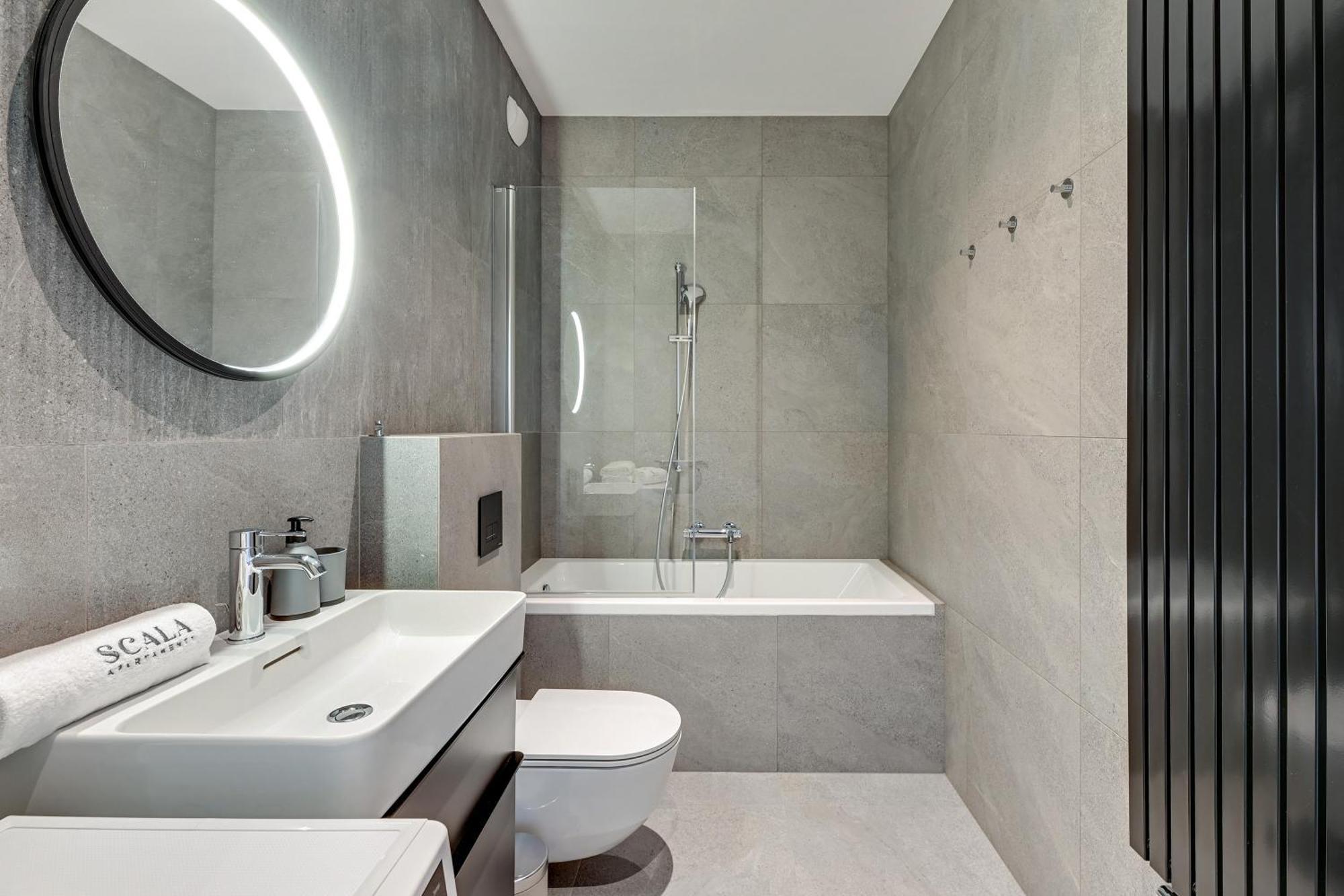 Scala City Center Apartments & Studio By Lion Apartments Gdańsk Exteriör bild